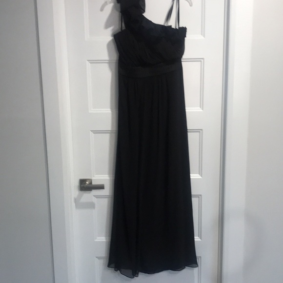 One Shoulder Chiffon Gown - Picture 2 of 6